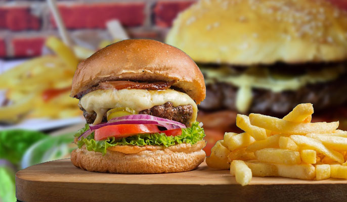 Visit the Market using Cairns airport shuttle service to enjoy big Rusty's Burger